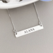 Corrente Personalizado com Nome gravado em uma placa de Prata 925, uma joia única e significativa que celebra a individualidade e estilo pessoal.